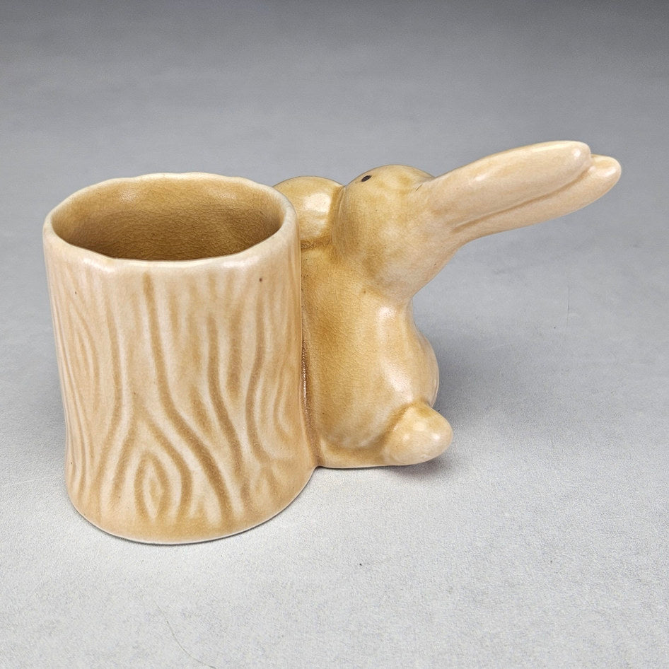 Vintage SylvaC 1590 Kissing Rabbits Match Holder, view 2