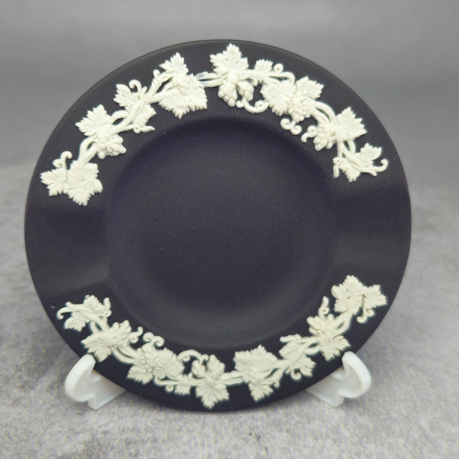 Wedgwood Black Jasperware Grapevine Relief Ashtray